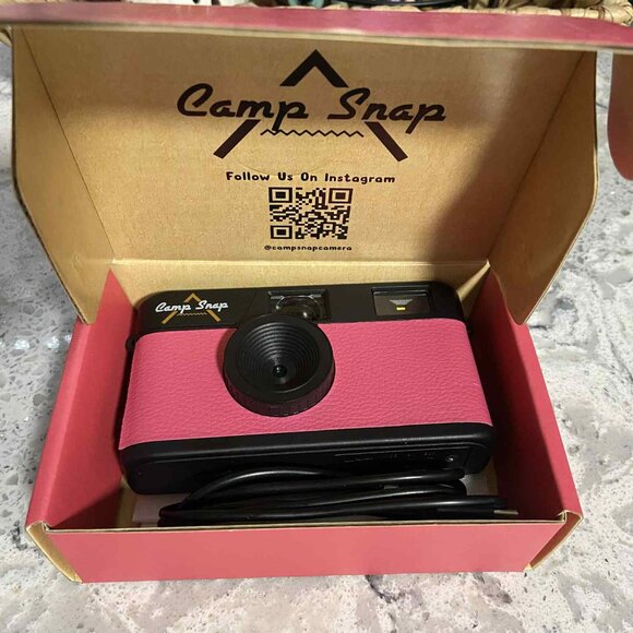Camp Snap Screen-Free Digital Camera (Like New) Flamingo Pink - Picture 2 of 3